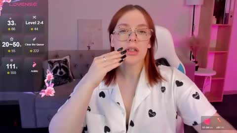 Snapshot of dianne_davis chatting on 02/27/25, 12:45 Dianne online show from 02/27/25, 12:45