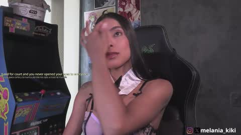 Snapshot of dianne_nanatzu chatting on 11/18/25, 08:35 Melania - online show from 11/18/25, 08:35