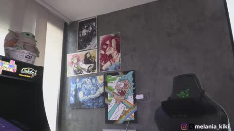 Snapshot of dianne_nanatzu chatting on 11/24/25, 08:52 Melania - online show from 11/24/25, 08:52