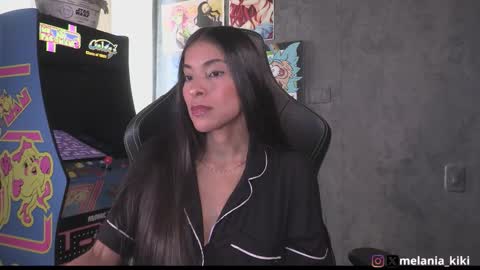 Snapshot of dianne_nanatzu chatting on 12/19/25, 08:38 Melania - online show from 12/19/25, 08:38