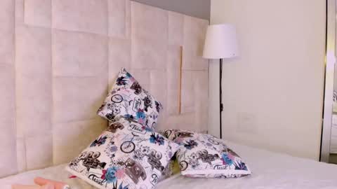 call me princess dianne  online show from 11/27/25, 09:50