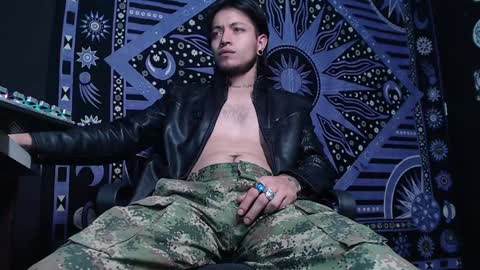 DICAPRIO online show from 02/03/25, 12:15