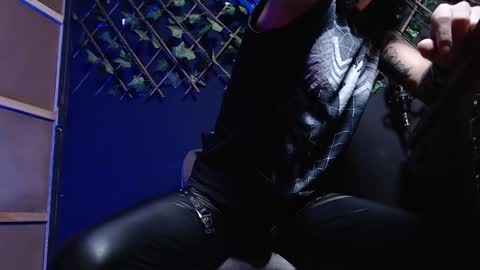 DICAPRIO online show from 12/04/25, 05:17