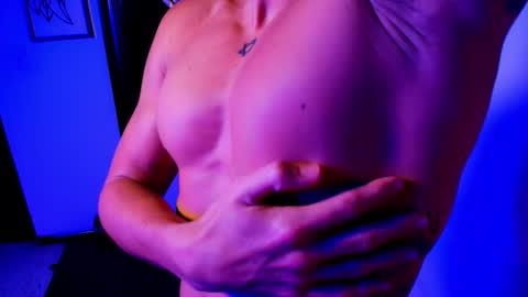 Snapshot of dickdamian_ chatting on 09/26/25, 07:12 Damin online show from 09/26/25, 07:12