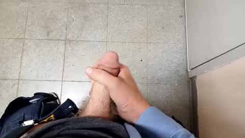 Snapshot of dickdragon2409 chatting on 09/29/25, 05:12 dickdragon2409 online show from 09/29/25, 05:12