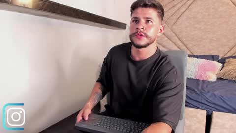 Snapshot of dickgriffith chatting on 01/18/25, 12:46 Dick Griffith online show from 01/18/25, 12:46