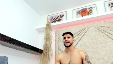 Snapshot of dickgriffith chatting on 02/02/25, 10:17 Dick Griffith online show from 02/02/25, 10:17