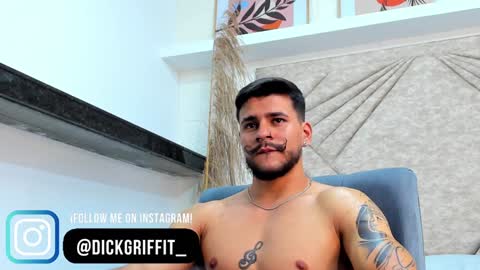 Snapshot of dickgriffith chatting on 02/08/25, 02:58 Dick Griffith online show from 02/08/25, 02:58