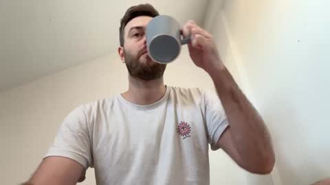 Im Julian  all cum shot videos here    online show from 02/02/25, 09:51