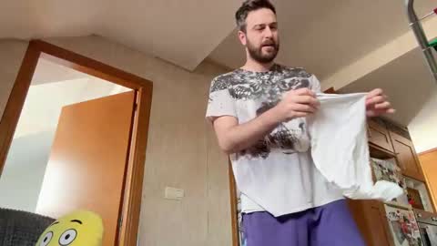 Im Julian  all cum shot videos here    online show from 02/28/25, 12:20