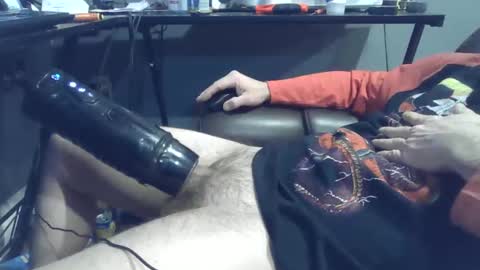 dickrb1984 online show from 02/24/25, 06:27