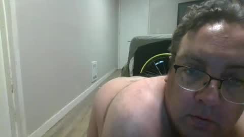 Snapshot of didgeman1984 chatting on 10/06/25, 01:03 Didgeman online show from 10/06/25, 01:03