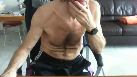 didonc from france..... online show from 02/10/26, 10:08