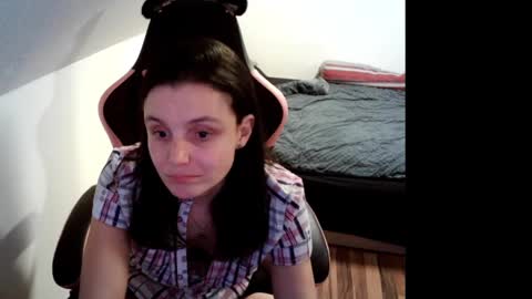 Snapshot of die_eine_oder_keine chatting on 02/21/25, 08:16 Kathypvt 30 tk min online show from 02/21/25, 08:16