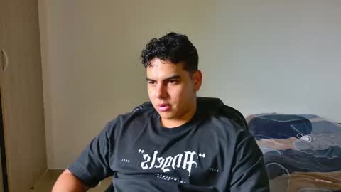 Snapshot of diego_cazas chatting on 06/19/26, 07:06 DIEGO CAZAS online show from 06/19/26, 07:06