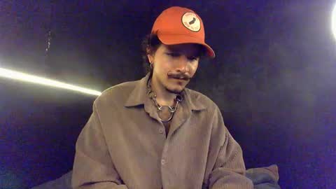 diemond_latinx98 online show from 02/11/26, 07:35