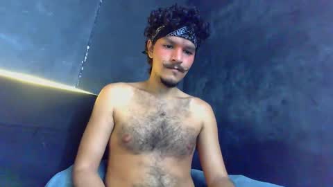 diemond_latinx98 online show from 03/01/26, 03:25