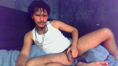 diemond_latinx98 online show from 04/11/26, 05:39