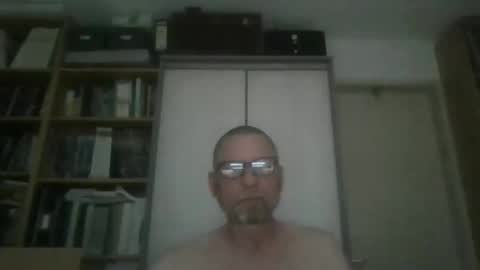 dierenfeld online show from 04/21/26, 01:42