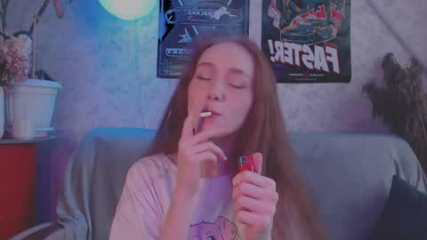 Hi im Alice 3 Im usualy online 03-10 or 17-21 UTC0 online show from 02/09/25, 11:58