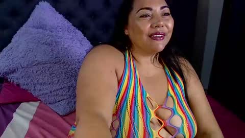 Mariana online show from 02/19/25, 03:28