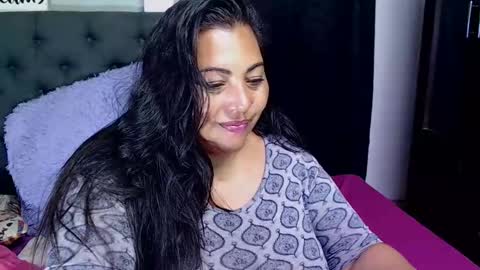 Mariana online show from 02/28/25, 03:26