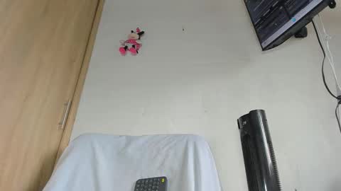 diiana_evil online show from 10/21/25, 06:30