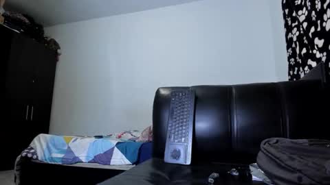 Snapshot of diiego_xxx chatting on 10/18/25, 03:02 diiego_xxx online show from 10/18/25, 03:02