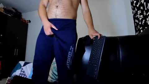 Snapshot of diiego_xxx chatting on 11/08/25, 06:40 diiego_xxx online show from 11/08/25, 06:40