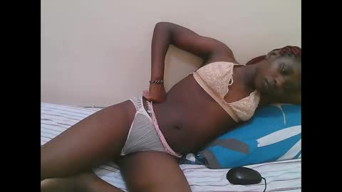 Dijah online show from 12/02/25, 02:17