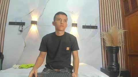 Snapshot of dilanandking chatting on 04/12/26, 01:16 dilanandking online show from 04/12/26, 01:16