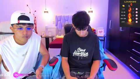 dilan y noha online show from 11/17/25, 06:24