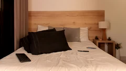 Dilarahkesh  online show from 02/15/25, 06:55