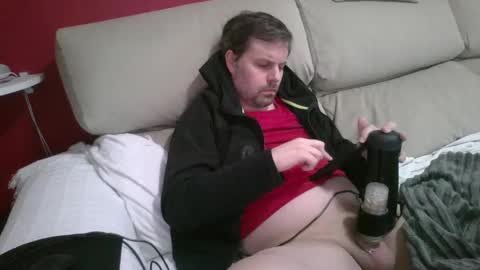 dili999 online show from 02/09/25, 06:16