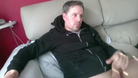 dili999 online show from 04/12/26, 04:23