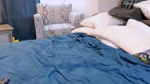 Dilldough405 online show from 09/19/25, 03:02