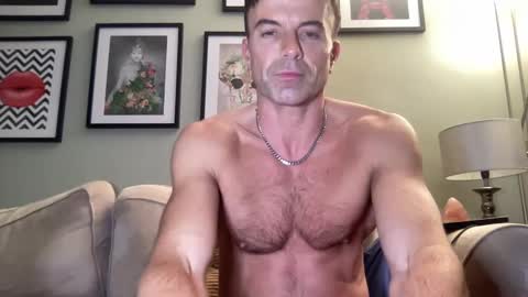 Snapshot of dillonwilde chatting on 12/30/24, 08:47 Dillon online show from 12/30/24, 08:47