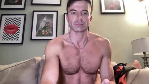 Snapshot of dillonwilde chatting on 01/10/25, 08:26 Dillon online show from 01/10/25, 08:26