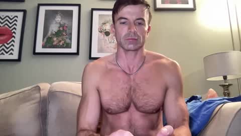 Snapshot of dillonwilde chatting on 01/16/25, 08:25 Dillon online show from 01/16/25, 08:25