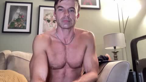 Snapshot of dillonwilde chatting on 01/23/25, 08:35 Dillon online show from 01/23/25, 08:35