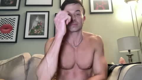 Snapshot of dillonwilde chatting on 02/26/25, 09:05 Dillon online show from 02/26/25, 09:05