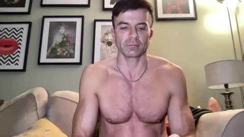 Snapshot of dillonwilde chatting on 03/12/25, 08:52 Dillon online show from 03/12/25, 08:52