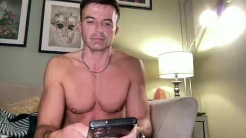 Snapshot of dillonwilde chatting on 10/09/25, 08:07 Dillon online show from 10/09/25, 08:07