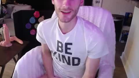 Meechii online show from 01/29/25, 11:04