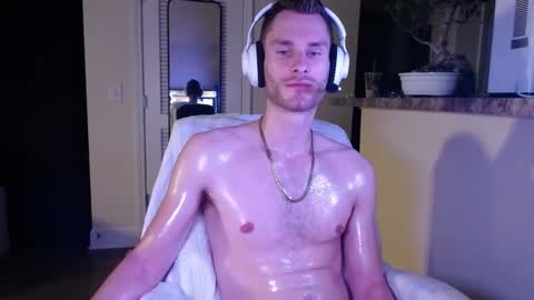 Meechii online show from 02/12/25, 05:26