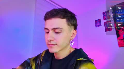 Julian Independent Model online show from 02/15/26, 11:56