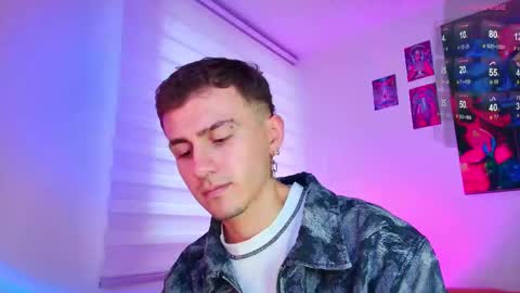 Julian Independent Model online show from 03/18/26, 10:46