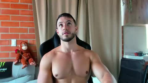 Snapshot of dimitricaruso chatting on 07/11/26, 06:43 dimitricaruso online show from 07/11/26, 06:43