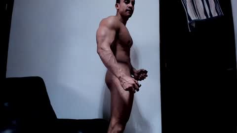 Snapshot of dimitriklein chatting on 01/04/25, 04:43 dimitriklein online show from 01/04/25, 04:43