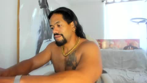 Snapshot of dimitry_muscle chatting on 01/08/25, 01:09 dimitry kyle mucle online show from 01/08/25, 01:09